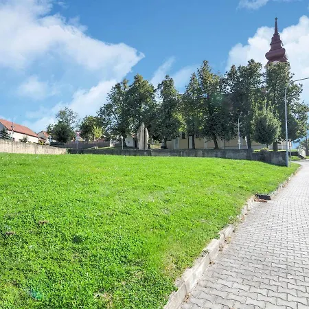 Semesterbostad Holiday Ranch Babice Bungalow *