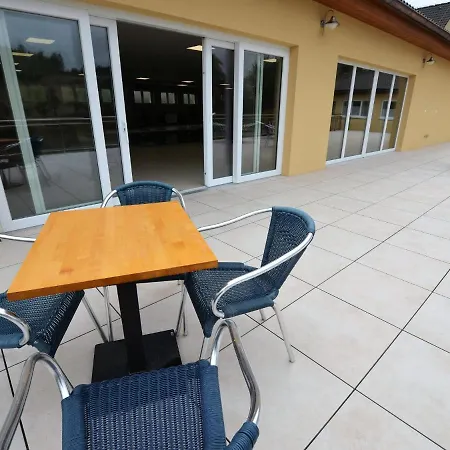 Semesterbostad Holiday Ranch Babice Bungalow *